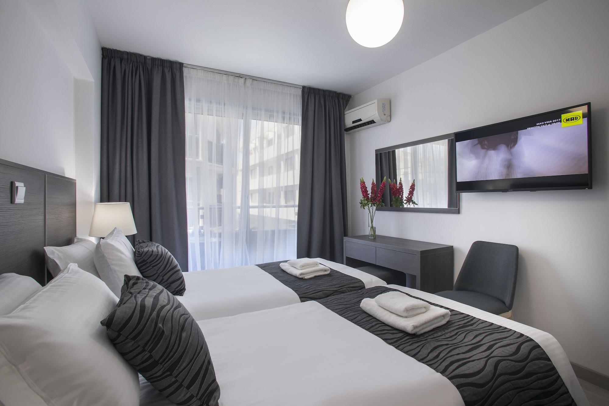 Blazer Residence Larnaca Ngoại thất bức ảnh