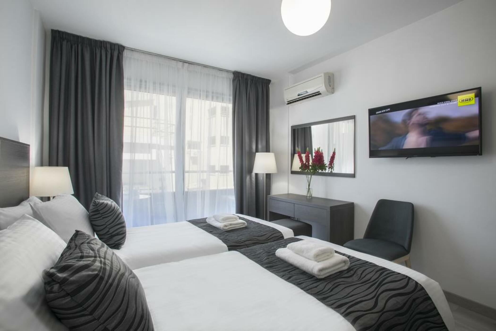 Blazer Residence Larnaca Ngoại thất bức ảnh