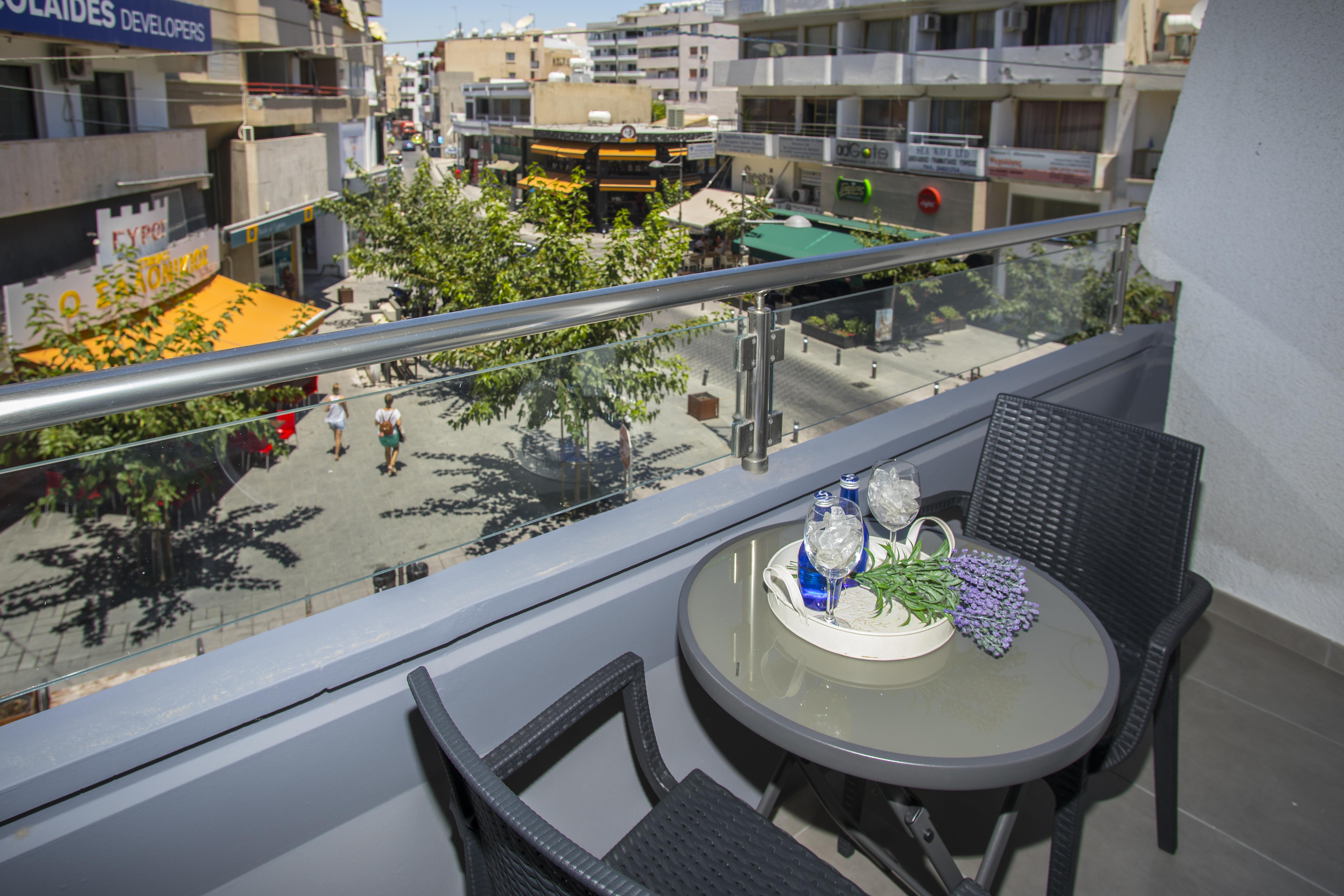 Blazer Residence Larnaca Ngoại thất bức ảnh