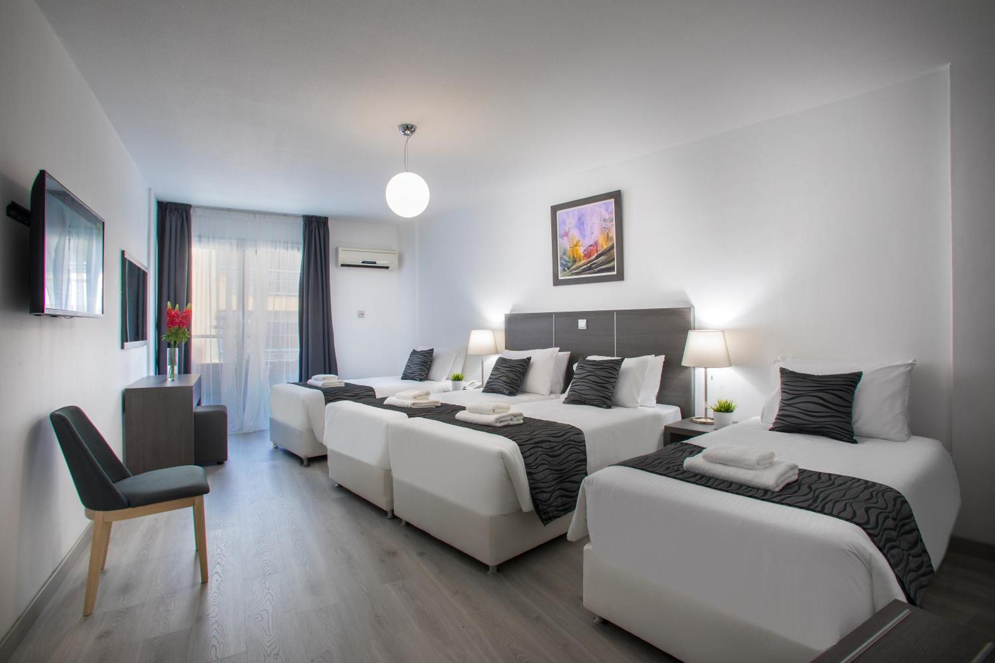 Blazer Residence Larnaca Ngoại thất bức ảnh