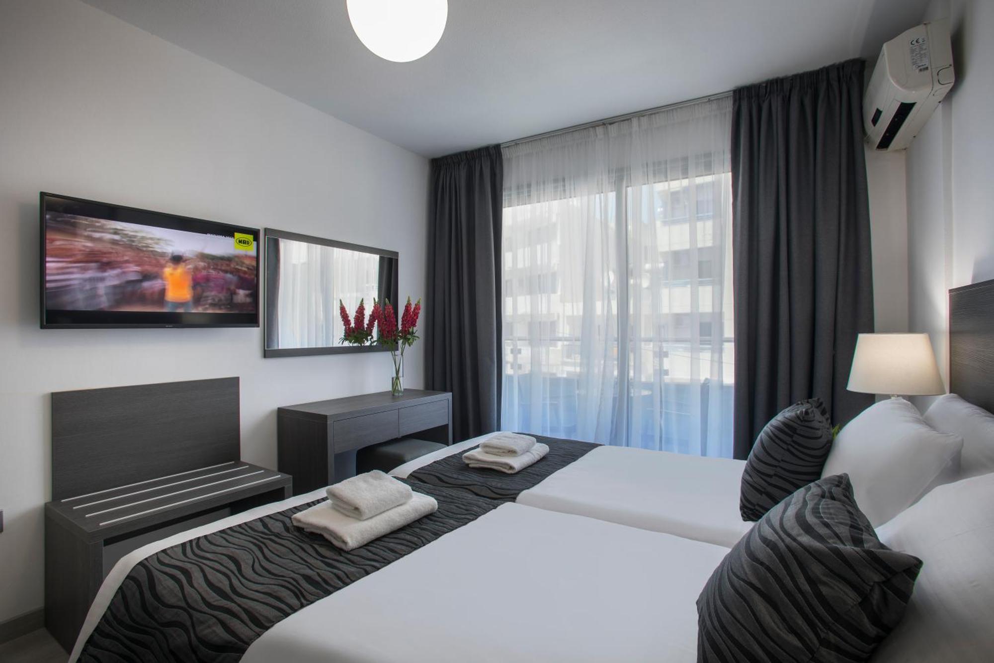 Blazer Residence Larnaca Ngoại thất bức ảnh
