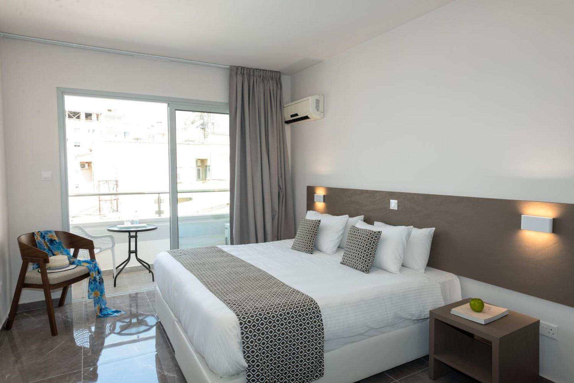 Blazer Residence Larnaca Ngoại thất bức ảnh